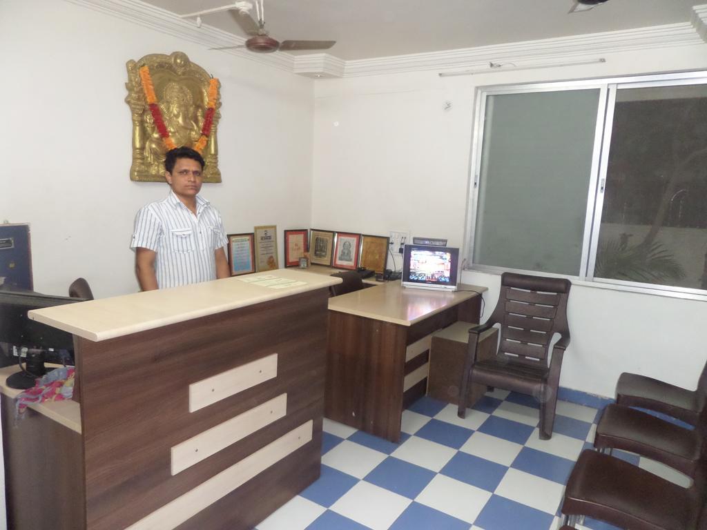 Indradeep Executive Hotel Aurangabad  Exterior photo