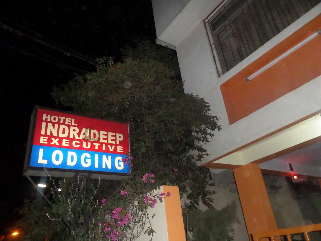 Indradeep Executive Hotel Aurangabad  Exterior photo